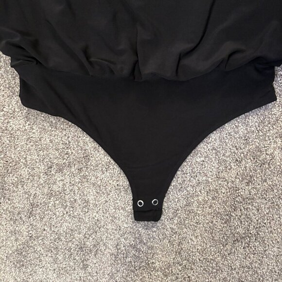 Express Women's Crew Neck Puff Sleeve Bodysuit Size S Black Short Sleeves NWT$58 - Picture 7 of 16